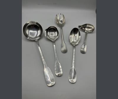 Ravinet d'enfert. Important silver-plated metal housewife.90 Pieces