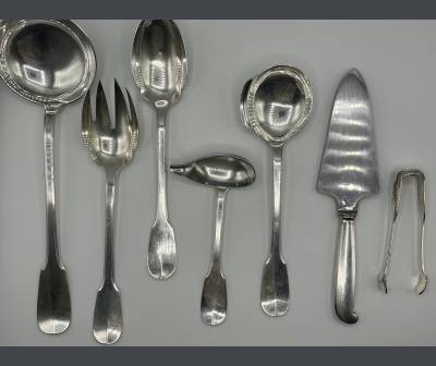 Ravinet d'enfert. Important silver-plated metal housewife.90 Pieces